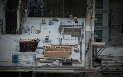 Descubre las ventajas y desventajas de la gestión de obras frente a la contratación tradicional